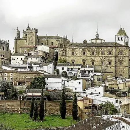 De Lujo En Trujillo - La Torrecilla Alta Villa *